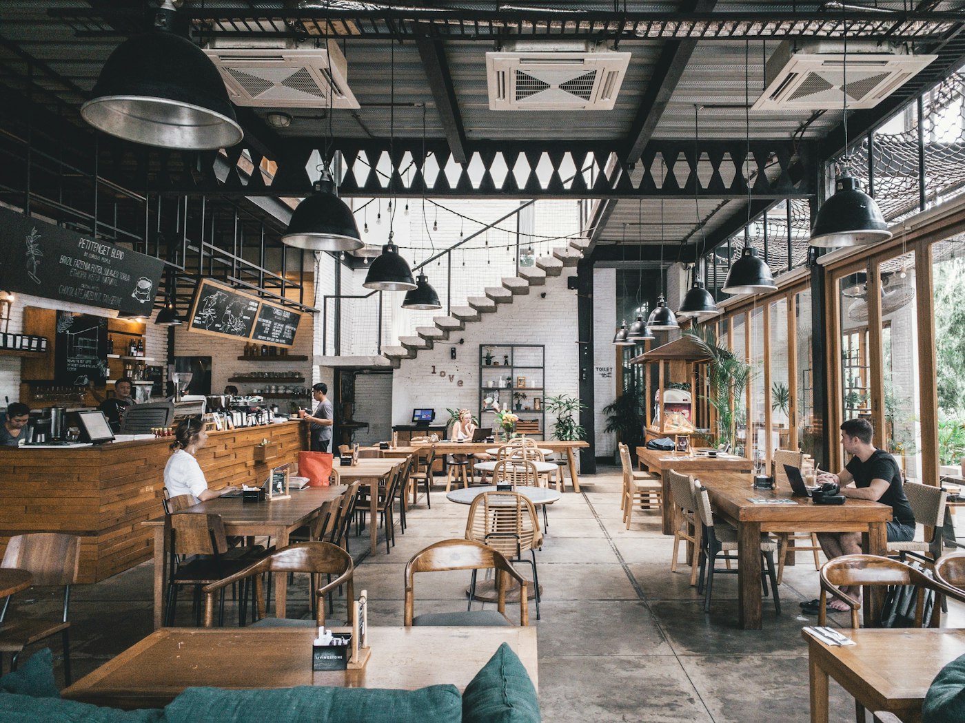 A Busy Week in Singapore — Marcus Tan's AI-Assisted Workflow